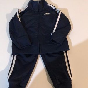 COPY - Adidas two piece set size 18months
